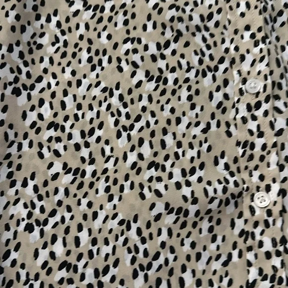 Banana Republic Button Down Blouse - Picture 3 of 8